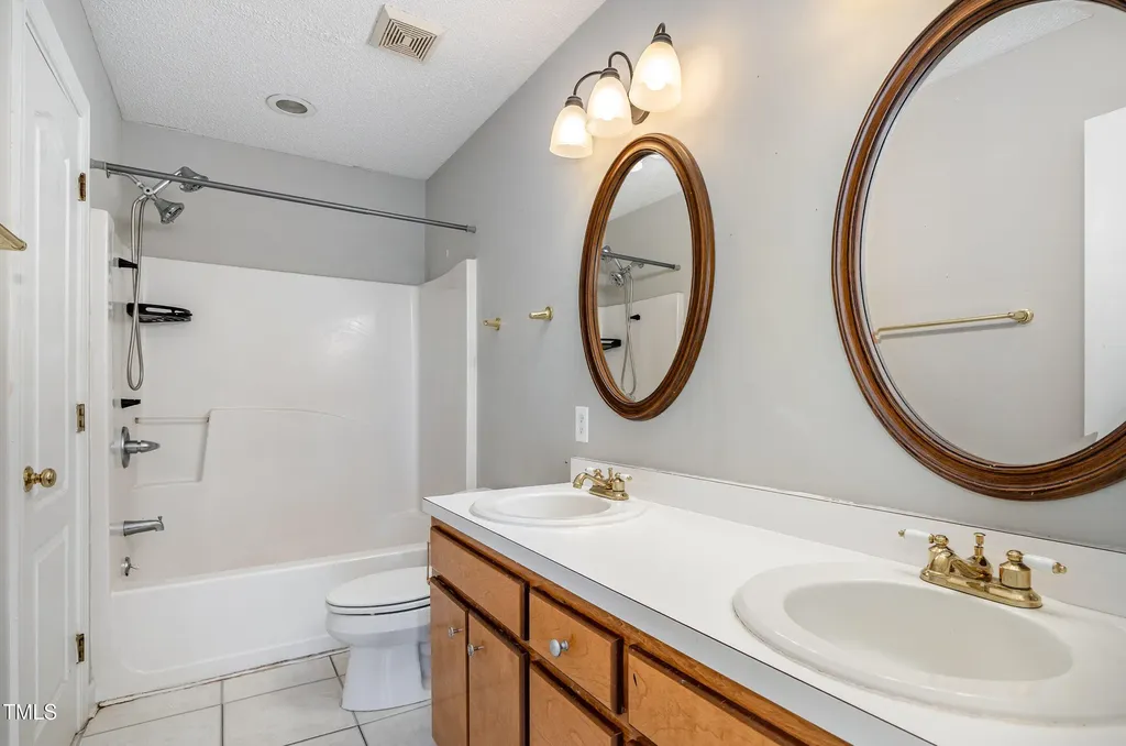 118 Christian Street Clayton NC 27520