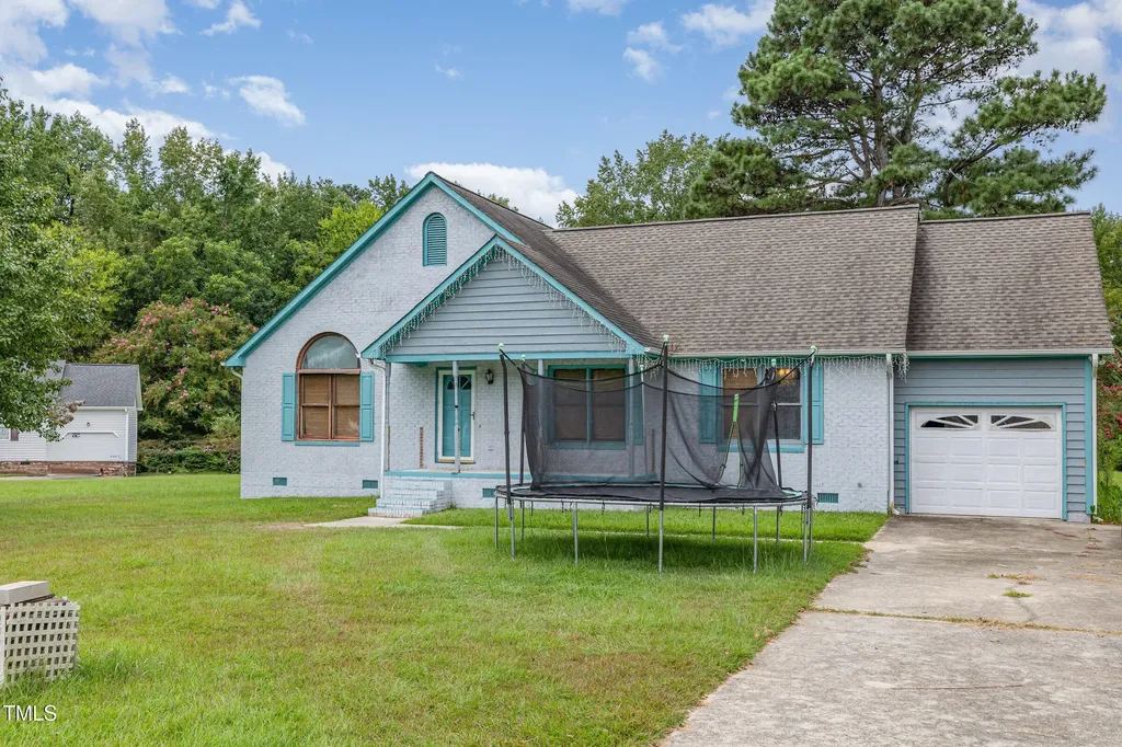 118 Christian Street Clayton NC 27520