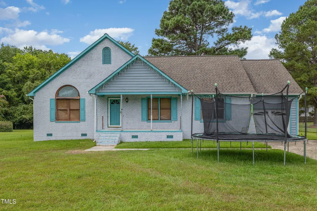 118 Christian Street Clayton NC 27520