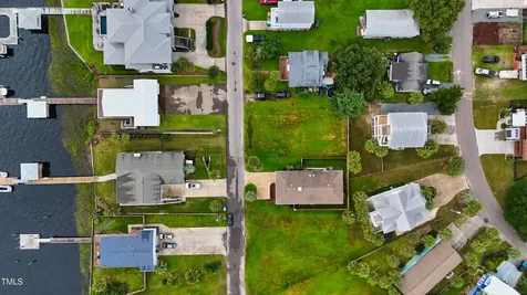 214 Florida Avenue Carolina Beach NC 28428
