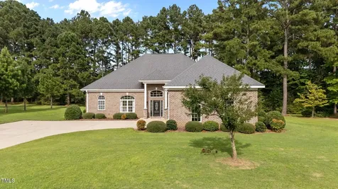 105 Waterfall Lane Sanford NC 27330