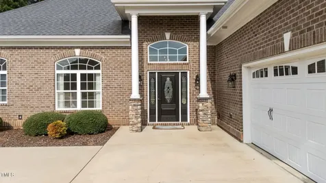 105 Waterfall Lane Sanford NC 27330