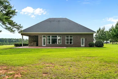 105 Waterfall Lane Sanford NC 27330