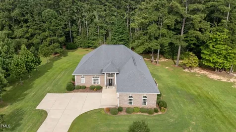 105 Waterfall Lane Sanford NC 27330