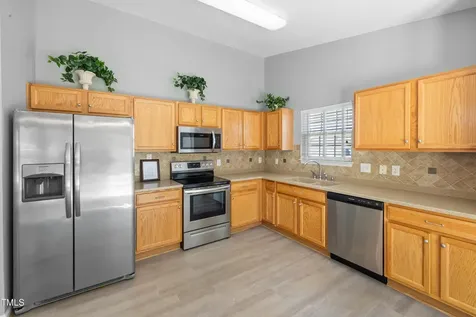 729 Golden Horseshoe Lane Sanford NC 27330