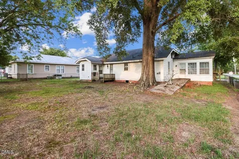 212 S Sixth Street Smithfield NC 27577