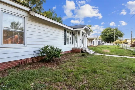 212 S Sixth Street Smithfield NC 27577
