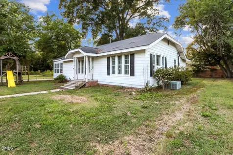 212 S Sixth Street Smithfield NC 27577