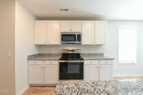 205 Hill Valley Drive La Grange NC 28551