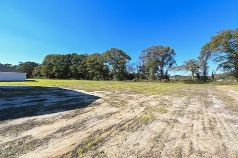 201 Hill Valley Drive La Grange NC 28551