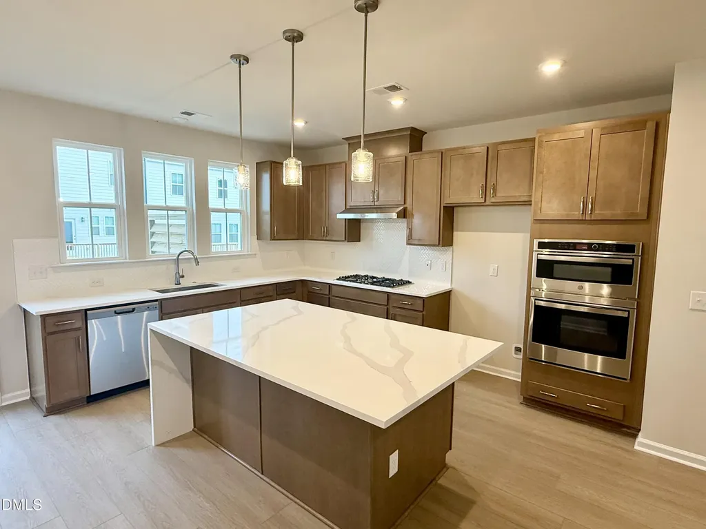 1041 Zelkova Lane Chapel Hill NC 27517