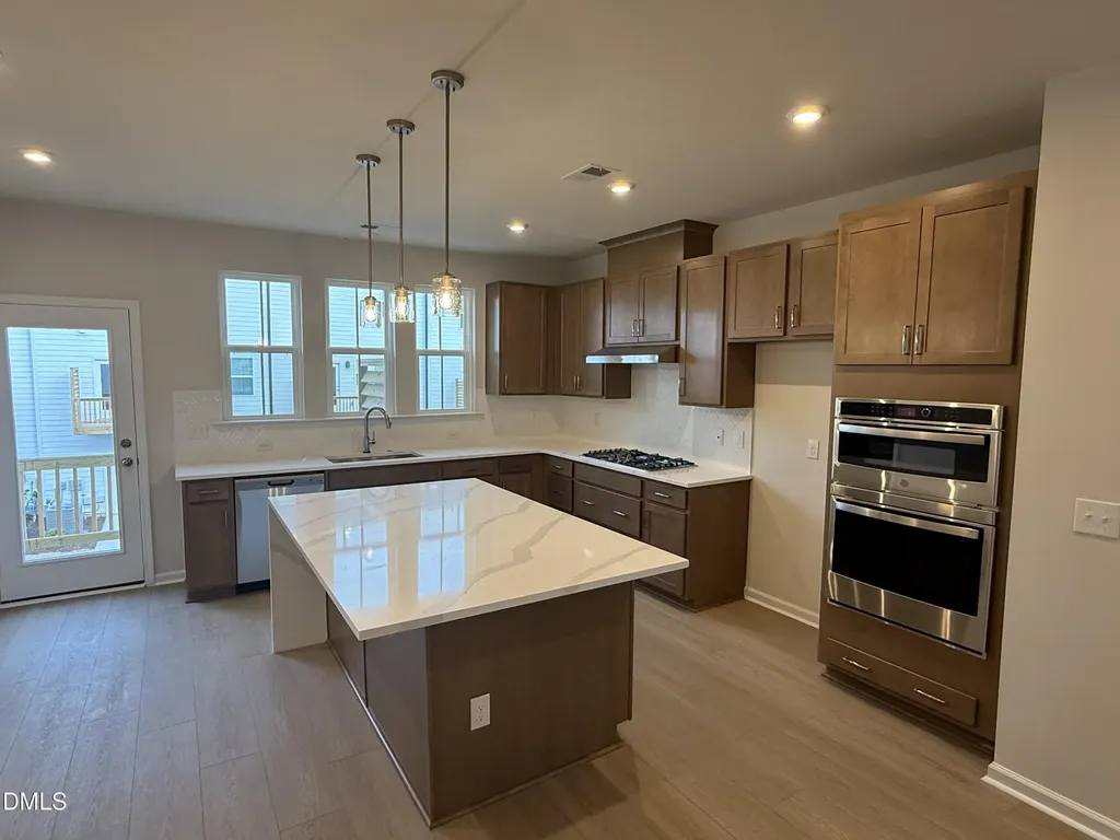 1041 Zelkova Lane Chapel Hill NC 27517