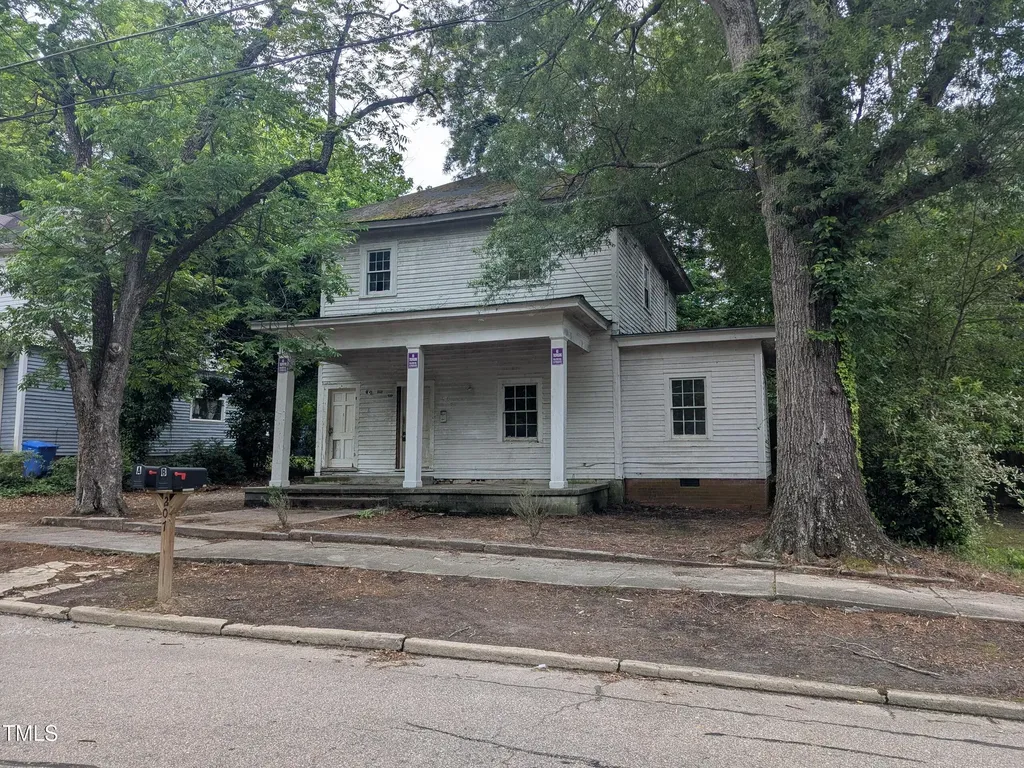 207 Bruton Street W Wilson NC 27893