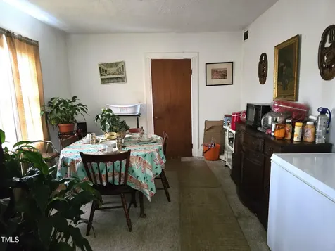 6754 E Main Street Saratoga NC 27873