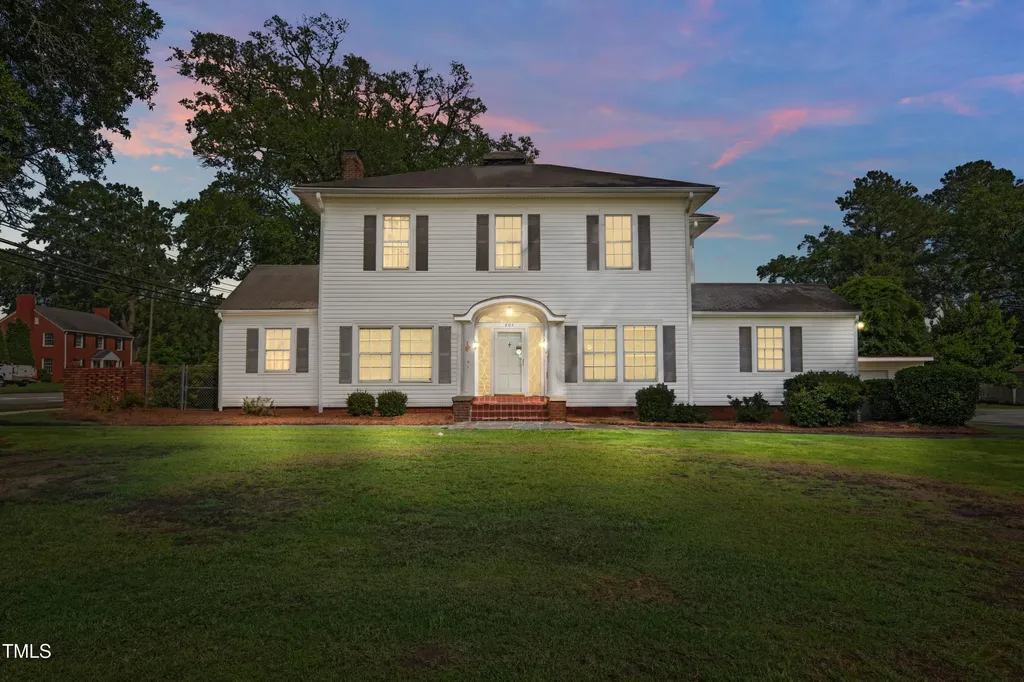 201 S Orange Avenue Dunn NC 28334