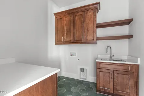 1221 Dixie Trail Raleigh NC 27607