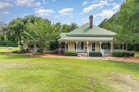 6200 Us-401 S Bunnlevel NC 28323