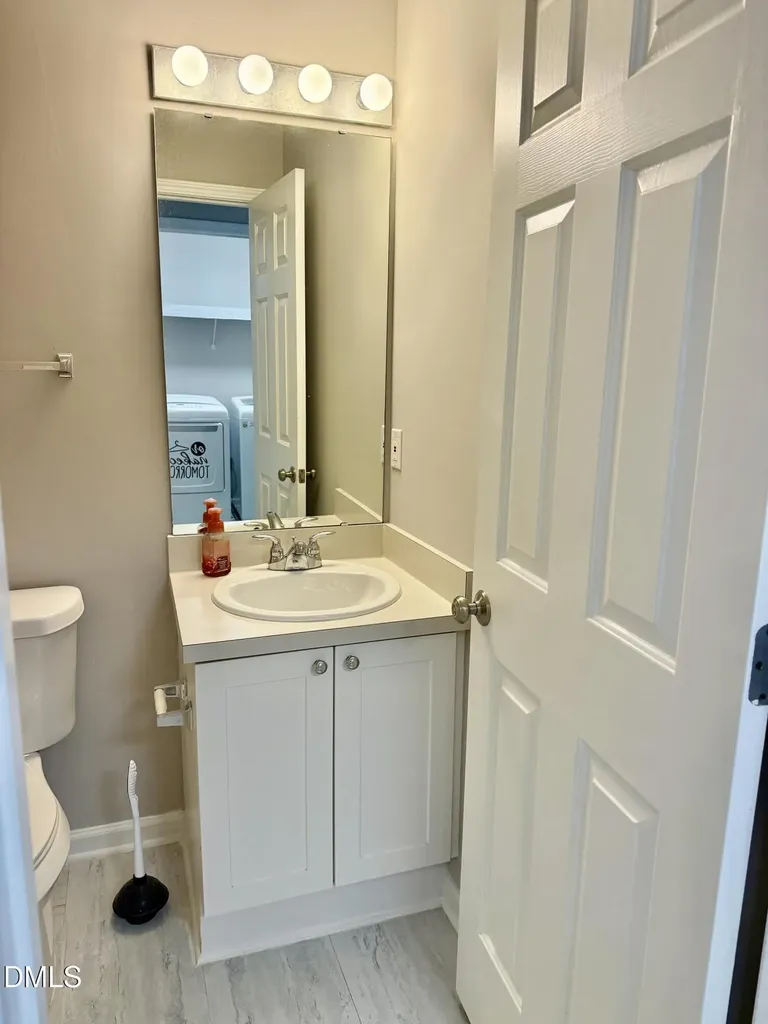 2452 Bay Harbor Drive Raleigh NC 27604