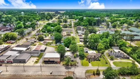 125 W Pine Street Pine Level NC 27568