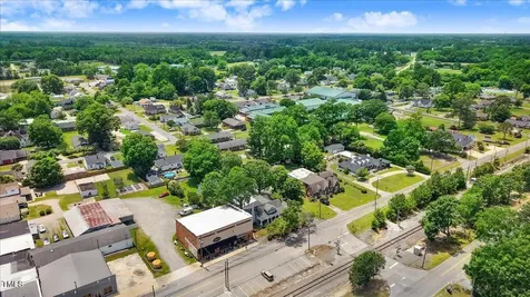 125 W Pine Street Pine Level NC 27568