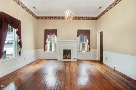 125 W Pine Street Pine Level NC 27568