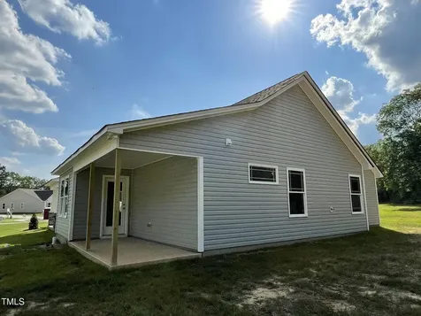 175 Oakfield Trace Drive Four Oaks NC 27524