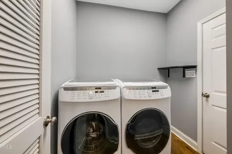 409 Tresa Brook Court Court Cary NC 27519