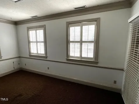 305 N 7th Street Creswell NC 27928