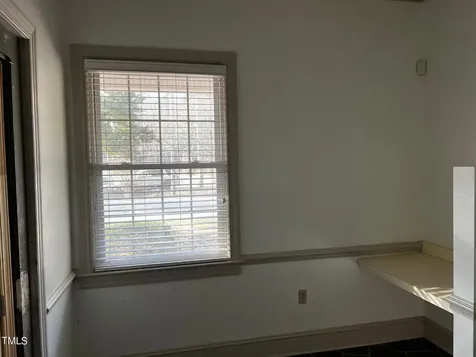 305 N 7th Street Creswell NC 27928