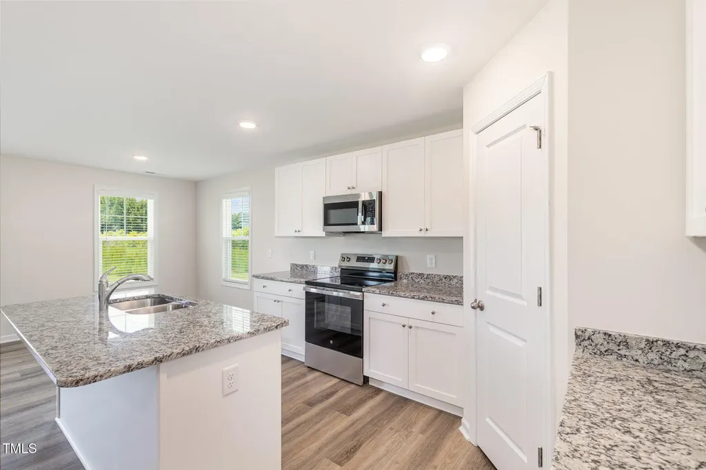 37 Chloe Court Selma NC 27576