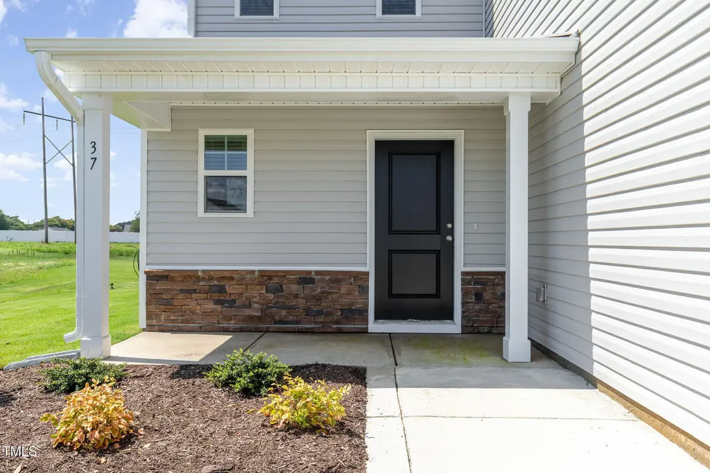 37 Chloe Court Selma NC 27576
