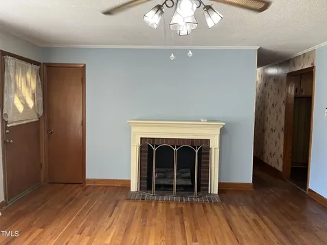 417 Sunnyview Road Henderson NC 27536