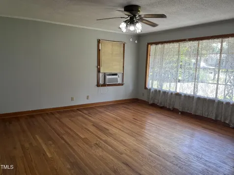 417 Sunnyview Road Henderson NC 27536