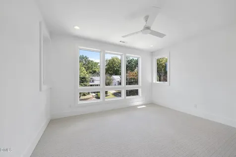 1009 Parker Street Raleigh NC 27607
