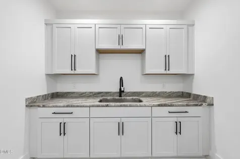 1009 Parker Street Raleigh NC 27607