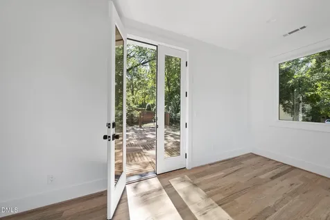 1009 Parker Street Raleigh NC 27607