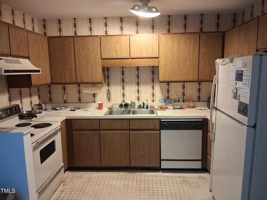 6014 Farm Gate Road Raleigh NC 27606