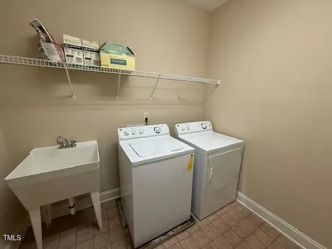 804 Greystone Crest Way Cary NC 27519