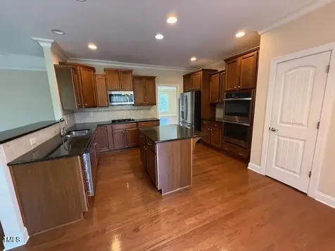 804 Greystone Crest Way Cary NC 27519