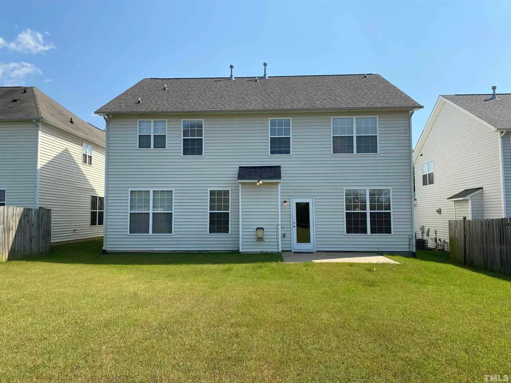 234 Stobhill Lane Holly Springs NC 27540