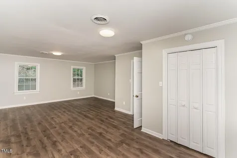 6824 Branton Drive Cary NC 27519