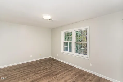 6824 Branton Drive Cary NC 27519