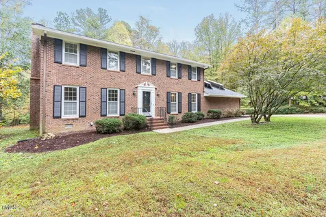 6824 Branton Drive Cary NC 27519