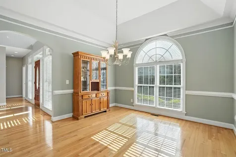 104 Vatersay Drive Apex NC 27502