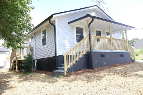 1016 Rauhut Street Burlington NC 27217