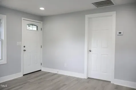 1016 Rauhut Street Burlington NC 27217