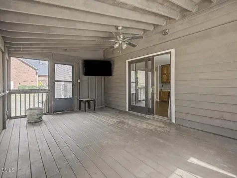 9 Pinecourt Drive Siler City NC 27344