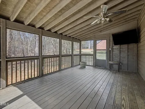 9 Pinecourt Drive Siler City NC 27344