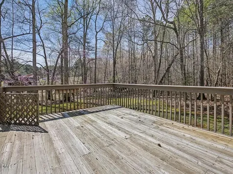 9 Pinecourt Drive Siler City NC 27344
