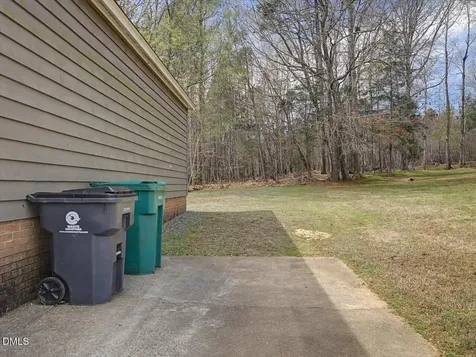 9 Pinecourt Drive Siler City NC 27344